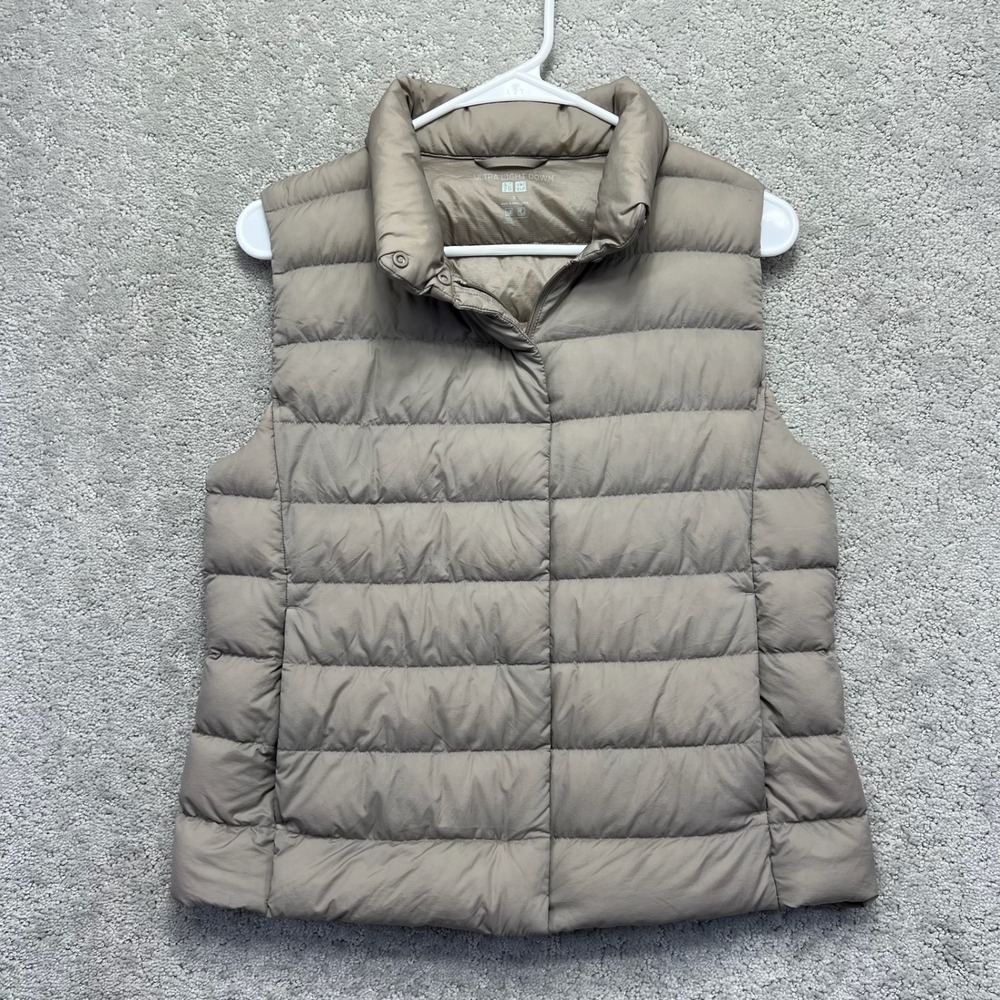 Uniqlo Puffer Vest Womens Small Tan Beige Ultra Light Down Quilted Activewear